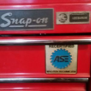 Meet your Posher, Lee